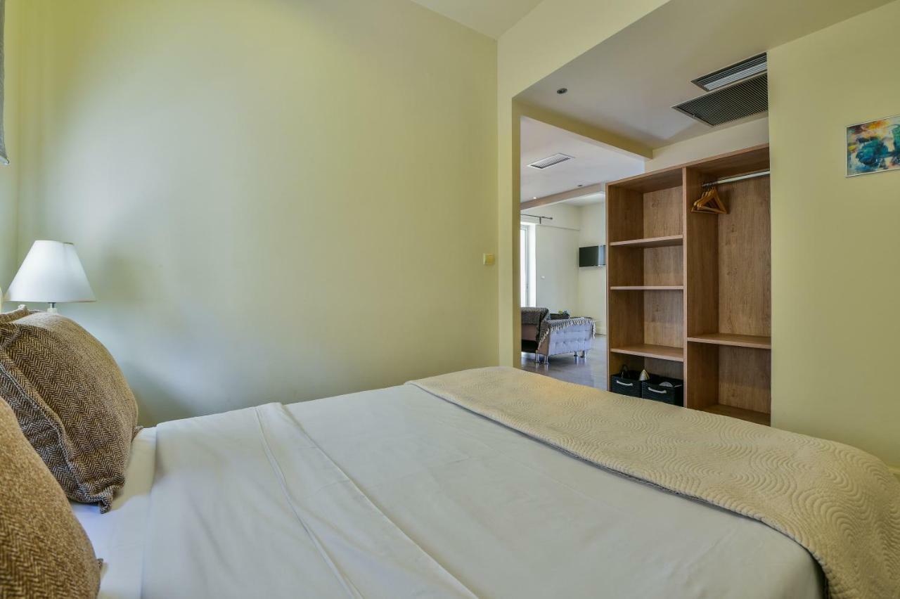 Athens Way Lofts Apartment Exterior photo